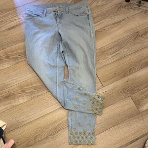 Lilly Pulitzer Light Wash Denim Jeans with Yellow Eyelet Hem